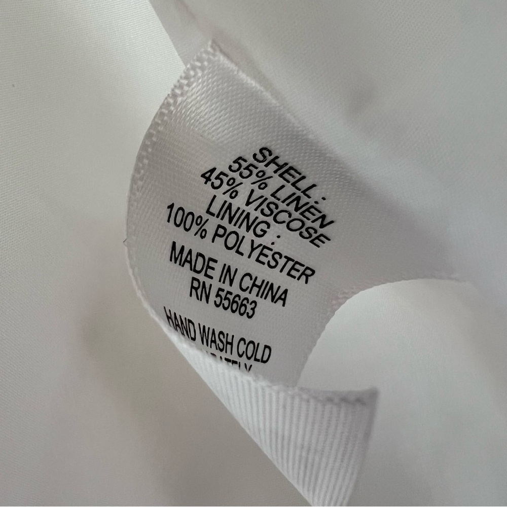 Halston Women's White Linen Blend Blazer - Picture 9 of 11
